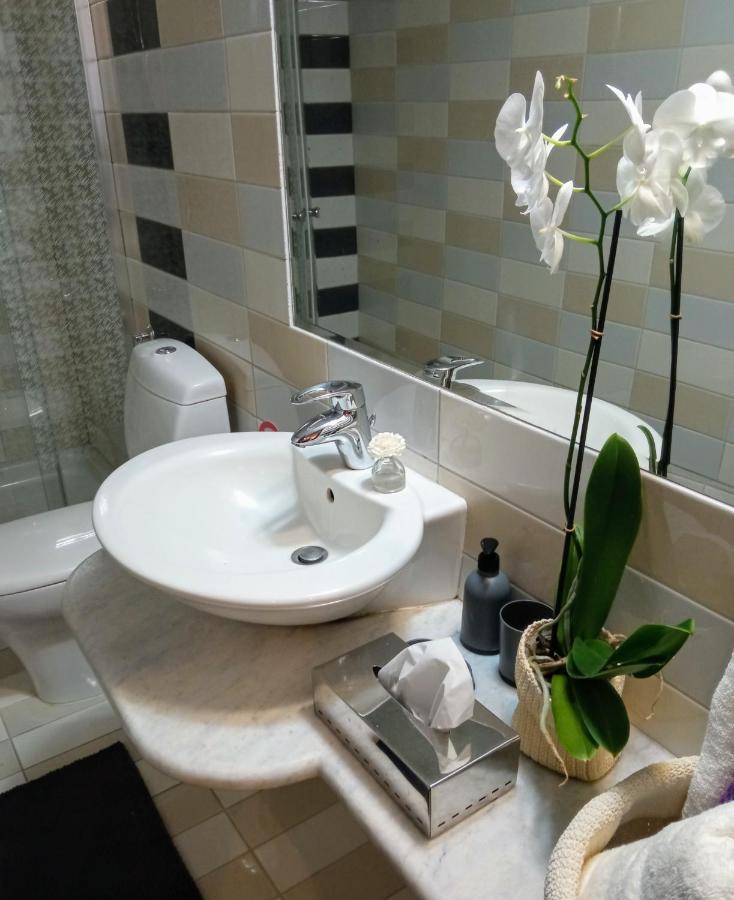 Luxury Apartment With Sea View Near Kallithea Koskinou  Ngoại thất bức ảnh